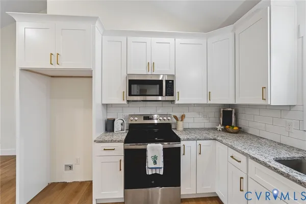 $289,900 | 64 Locust Drive, Louisa, VA 23093