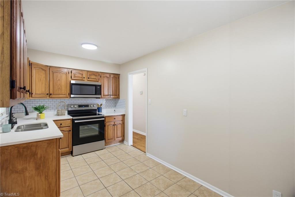 1998 Freeman Mill Road Greensboro, NC 27403 - Photo 18 of 37 Gallery Image 18