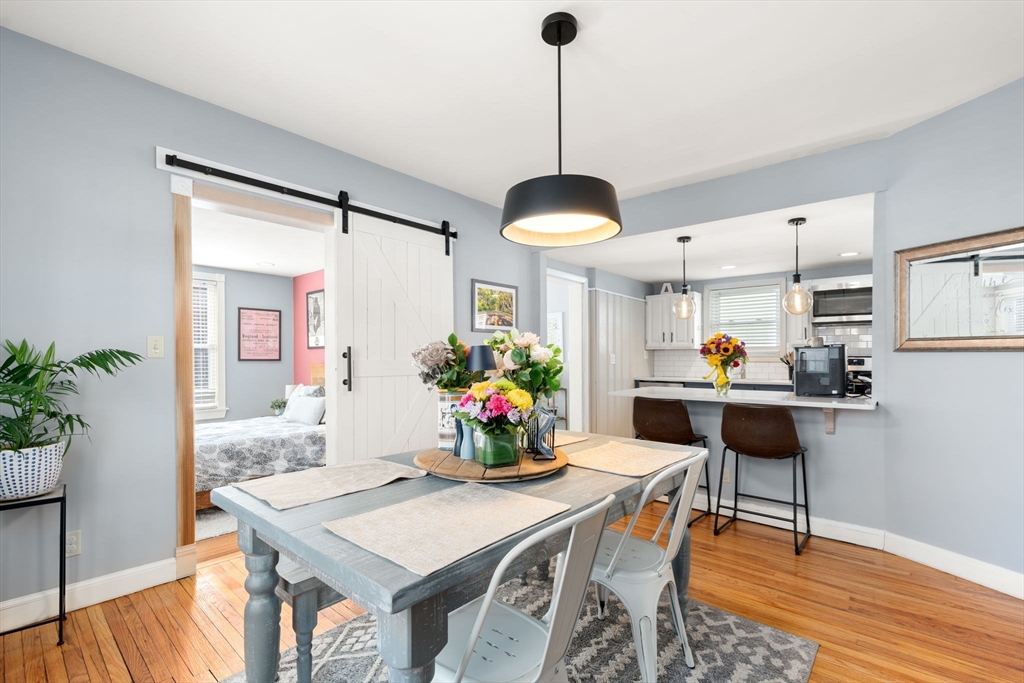 62 Maple Street Melrose, MA 02176 - Photo 9 of 29