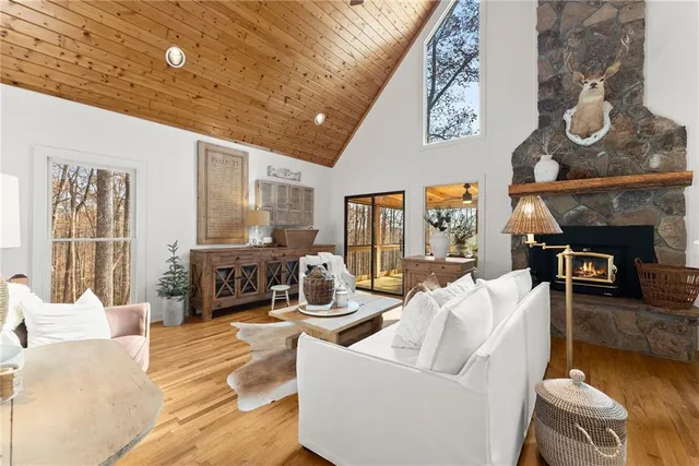 $620,000 | 315 North Lake Drive, Sautee Nacoochee, GA 30571