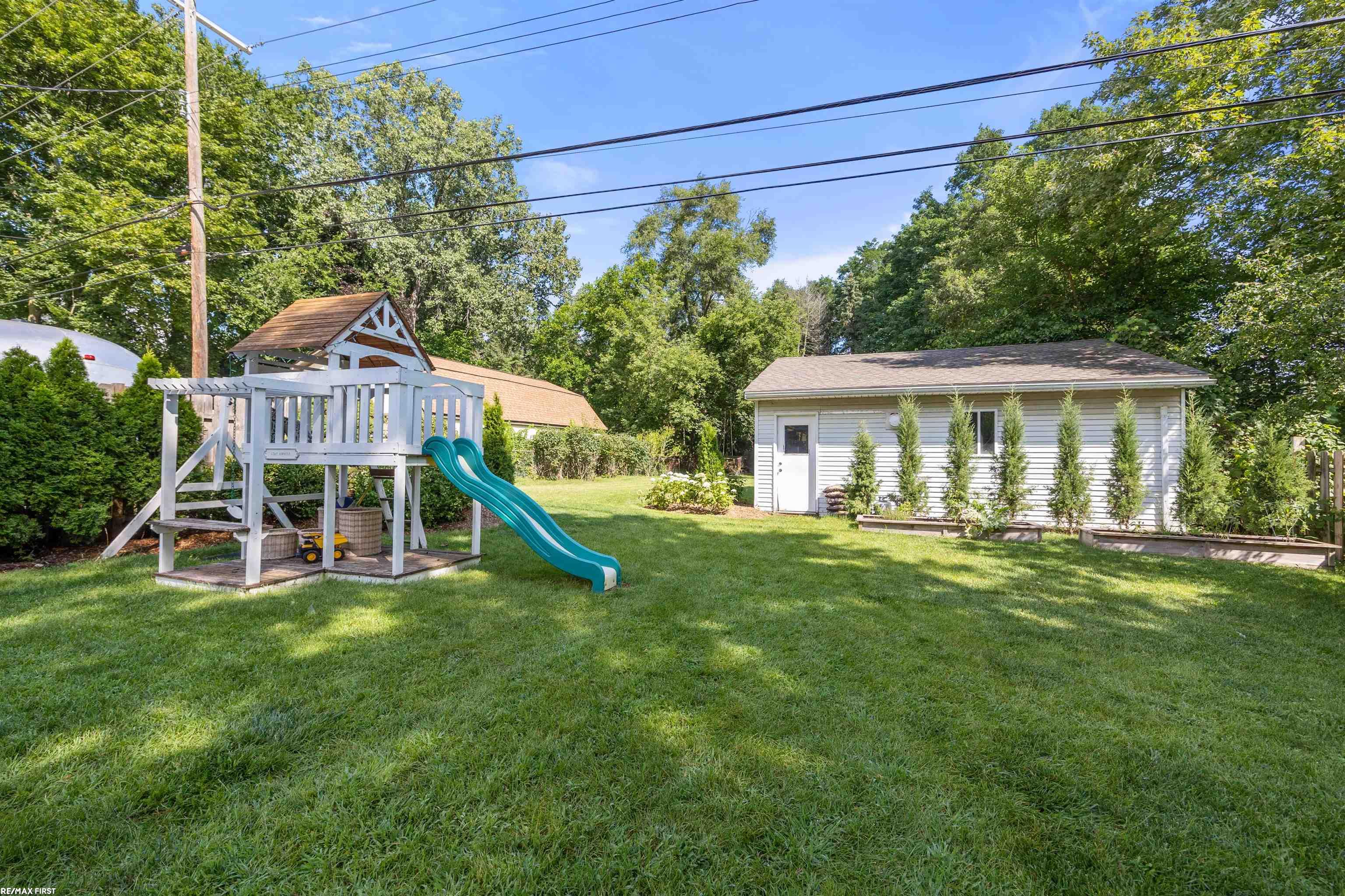 373 Red Oak Lane Rochester Hills, MI 48307 - Photo 9 of 59