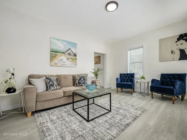 $264,200 | 547 South Martin Luther King Junior Avenue, Waukegan, IL 60085