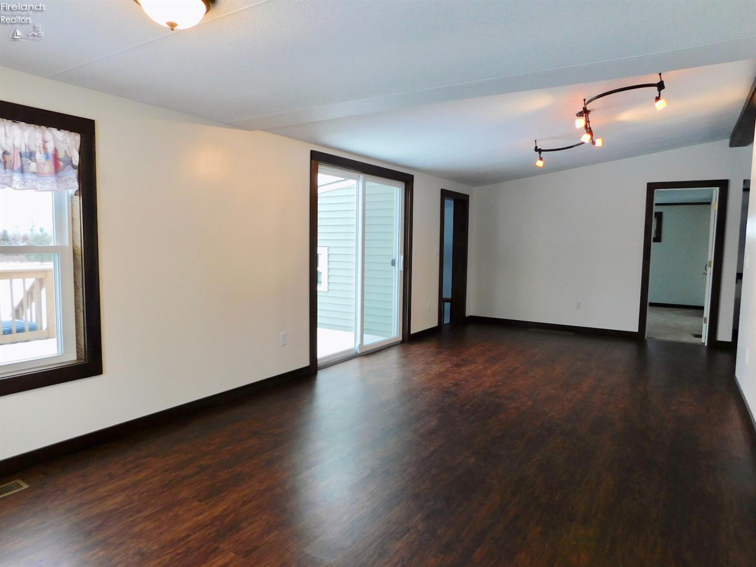 3878 Peru West Section Line Road Monroeville, OH 44847 - Photo 9 of 25 Gallery Image 9