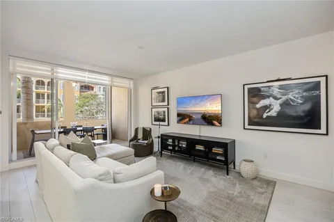 $699,900 | 401 Bayfront Place, Unit 3208, Naples, FL 34102