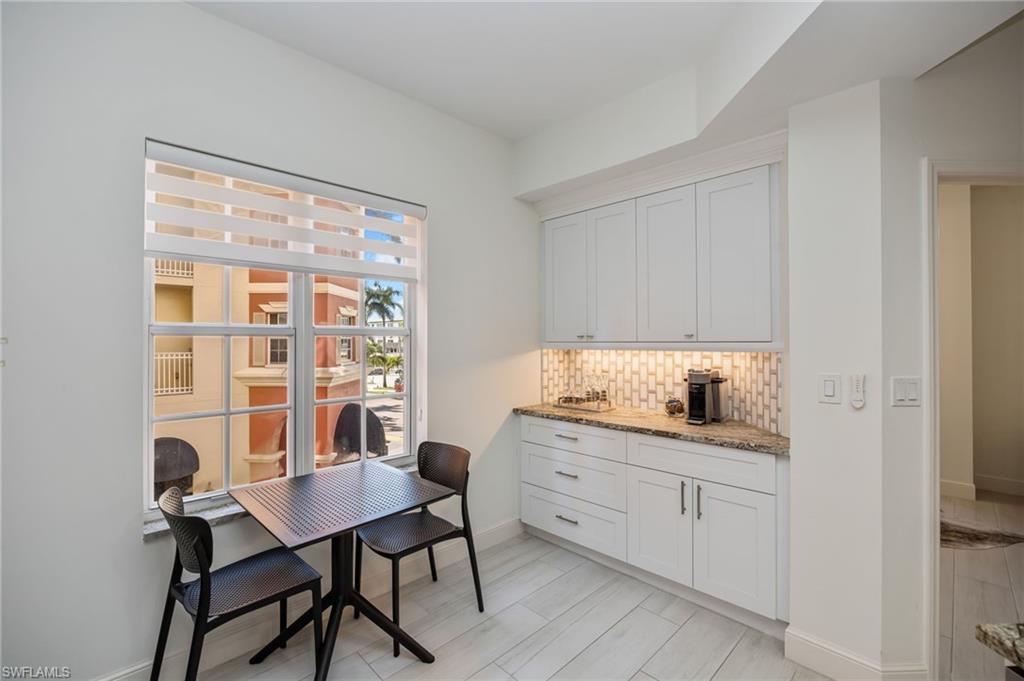 401 Bayfront Place, Unit 3208 Naples, FL 34102 - Photo 5 of 26