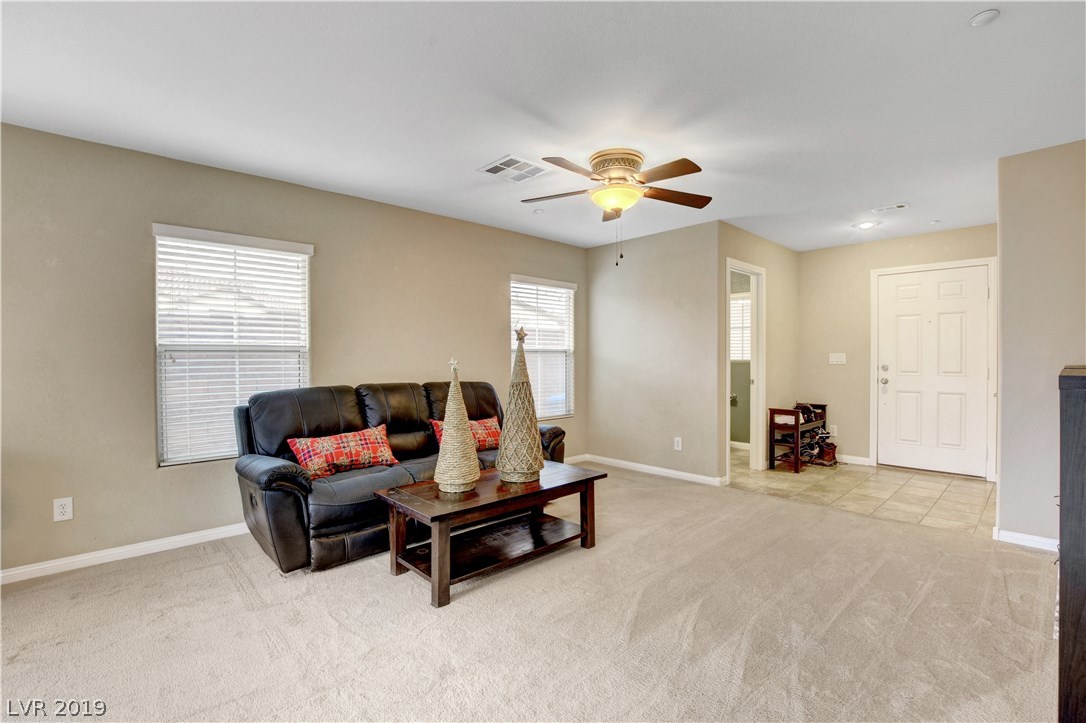 1147 Gecko Road Henderson, NV 89002 - Photo 10 of 40