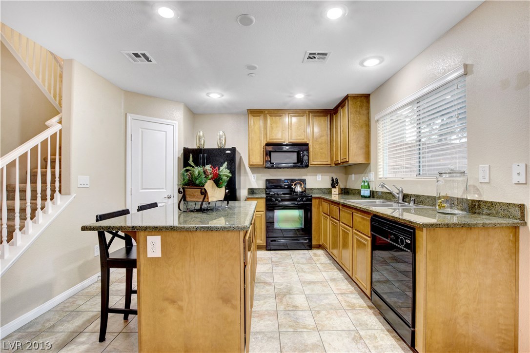 1147 Gecko Road Henderson, NV 89002 - Photo 14 of 40