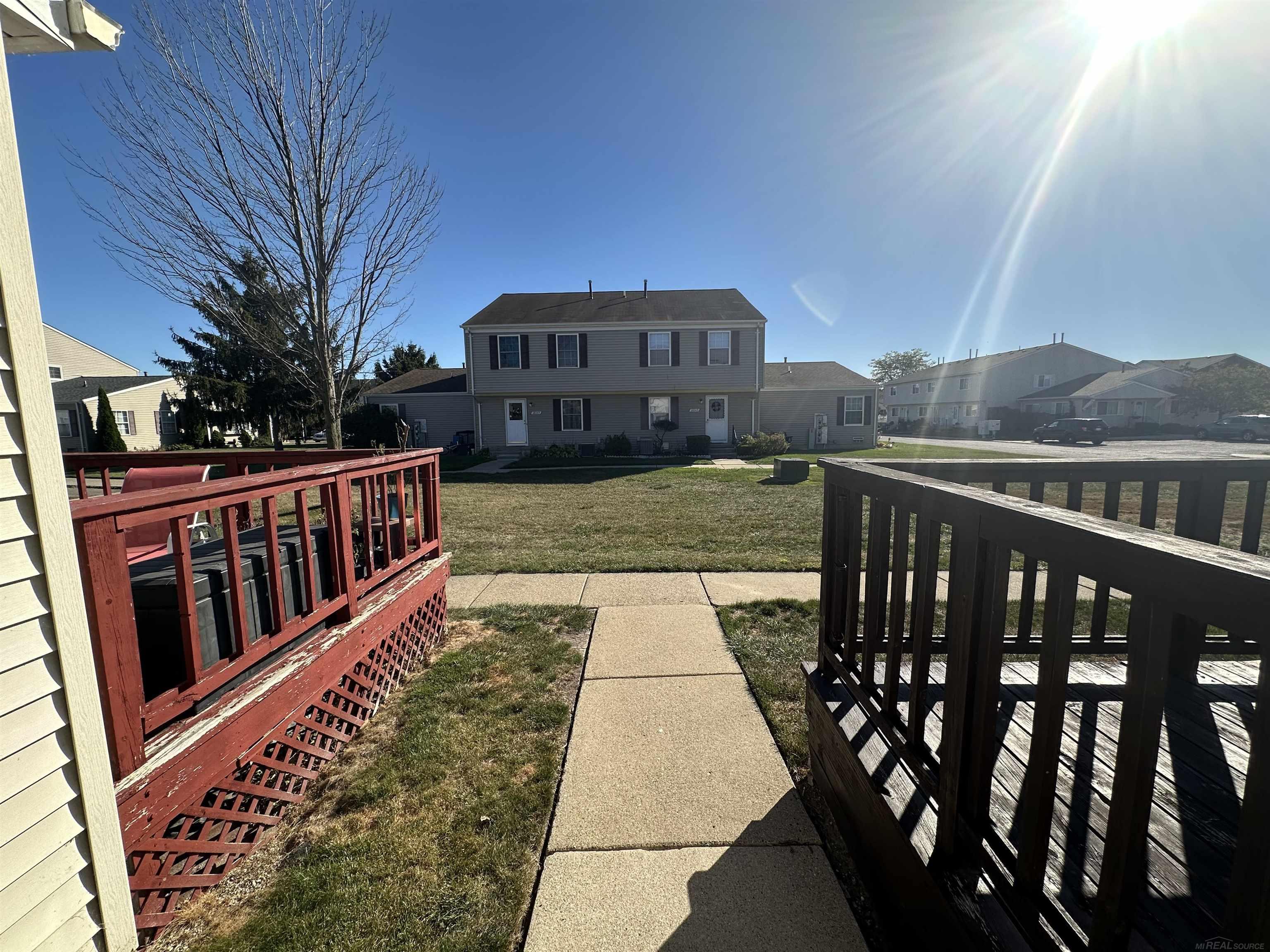 28219 Raleigh Crescent Drive New Baltimore, MI 48051 - Photo 6 of 35