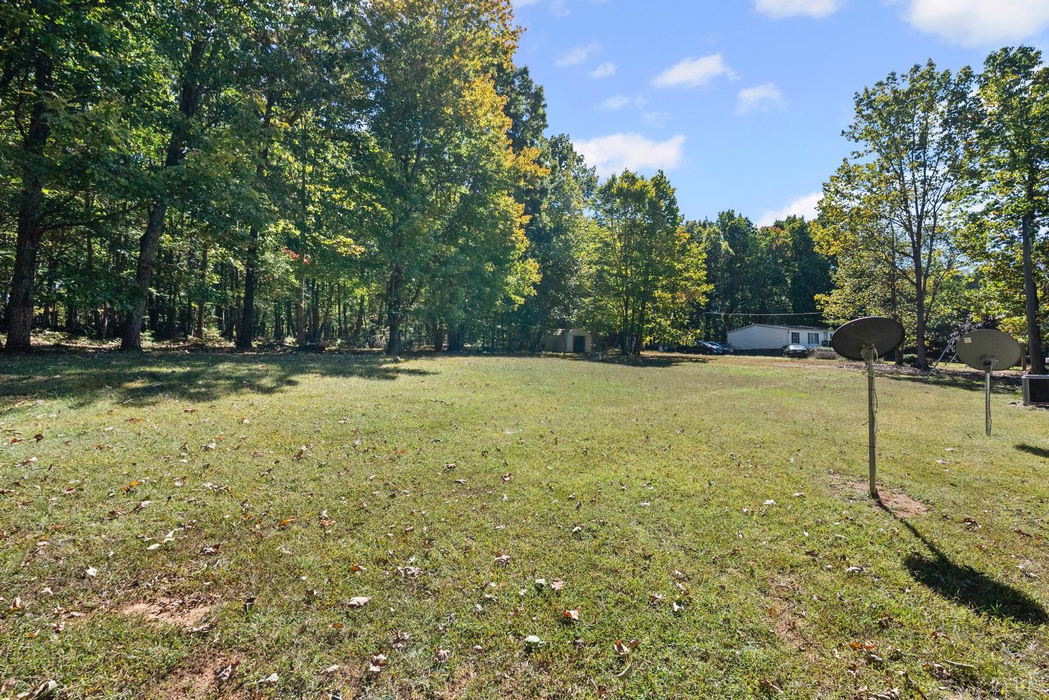509 Oak Hill Road Prospect, VA 23960 - Photo 31 of 41 a view of swimming pool with yard