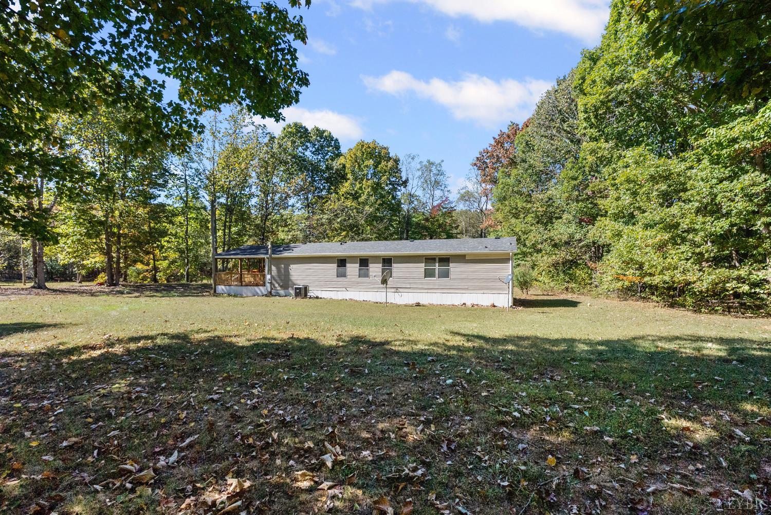 509 Oak Hill Road Prospect, VA 23960 - Photo 33 of 41 a view of a house with a yard