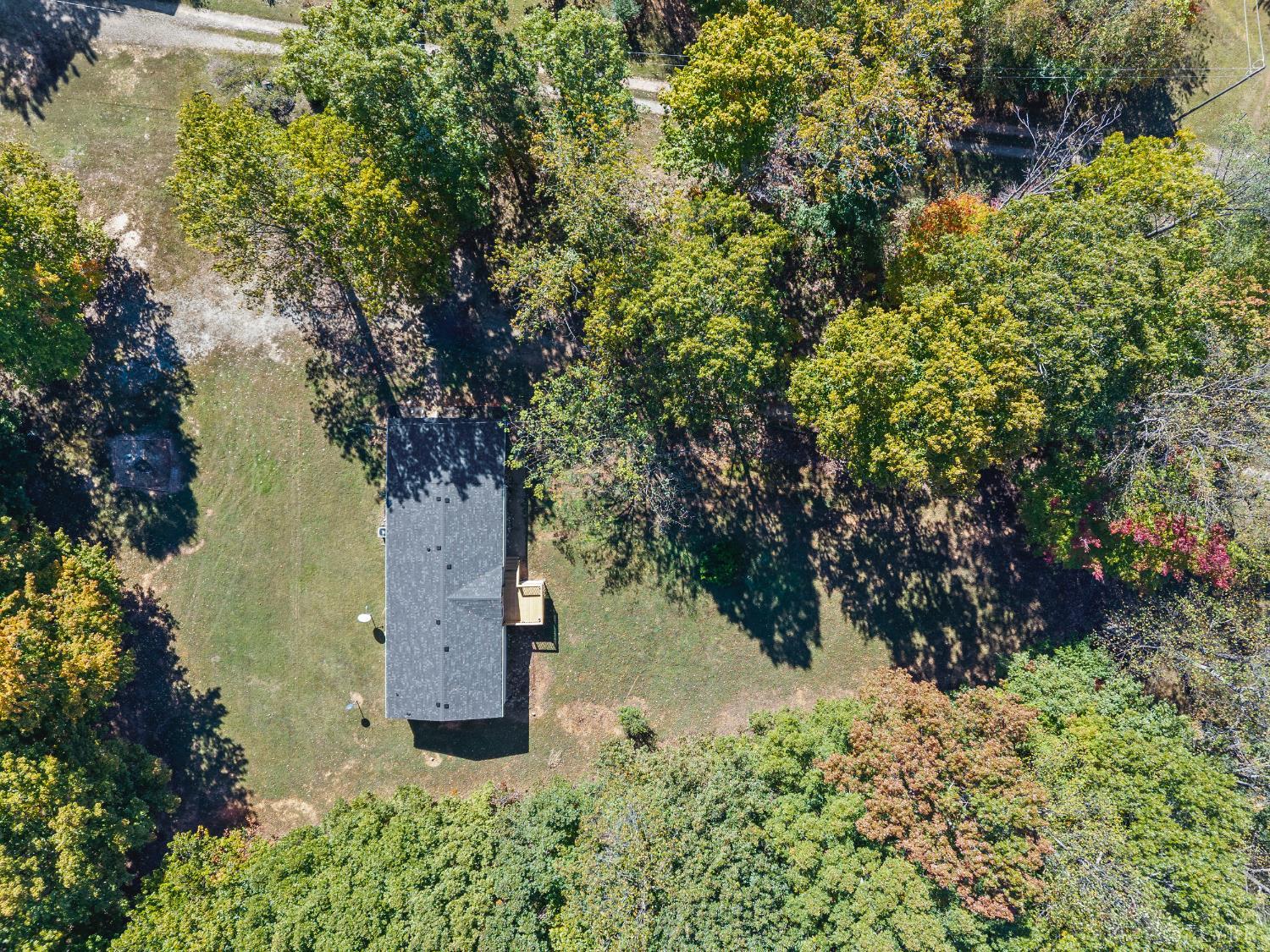 509 Oak Hill Road Prospect, VA 23960 - Photo 35 of 41 view of a tree with a yard