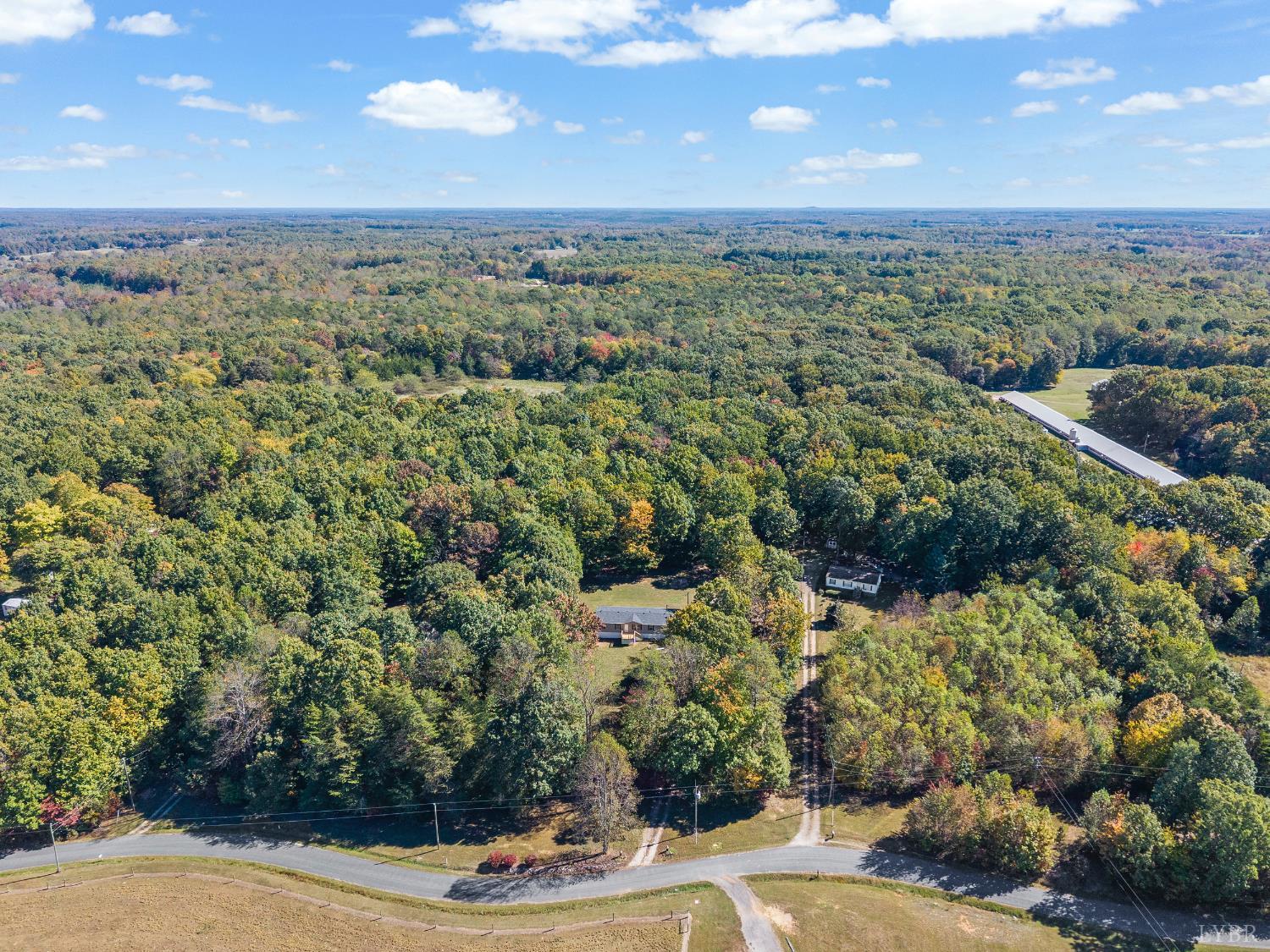 509 Oak Hill Road Prospect, VA 23960 - Photo 37 of 41 a view of a city