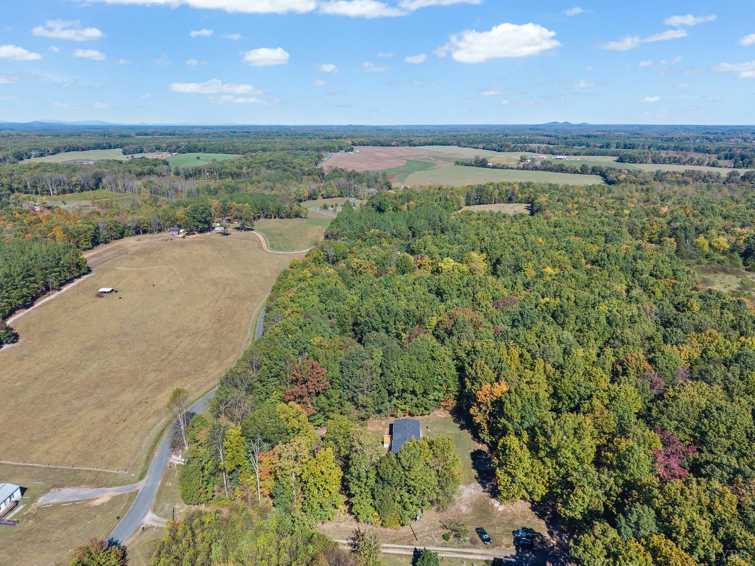 509 Oak Hill Road Prospect, VA 23960 - Photo 38 of 41 a view of a city
