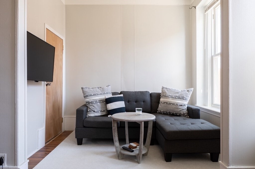 55 Coleman Street, Unit 3 Boston, MA 02125 - Photo 4 of 6