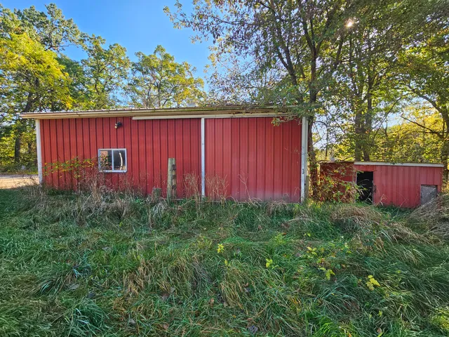 $275,000 | 13333 Trinkle Road, Chelsea, MI 48118