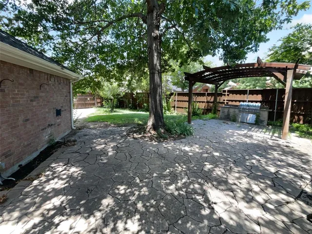 $608,000 | 321 Beacon Hill Drive, Allen, TX 75013