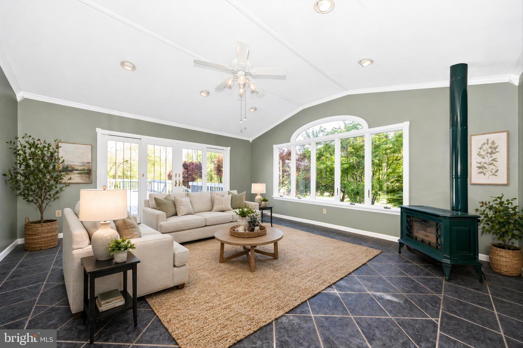 10901 Hopewell Road Hagerstown, MD 21740 - Photo 22 of 65 Sun Room Virtually Staged