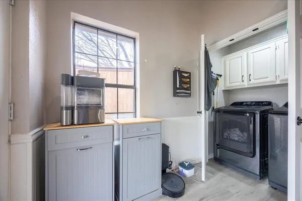 $445,000 | 1301 North St Charles Avenue, Pilot Point, TX 76258