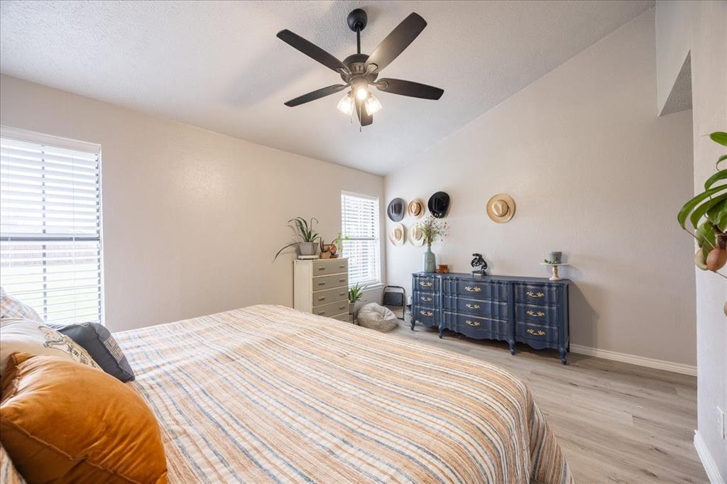 1301 North St Charles Avenue Pilot Point, TX 76258 - Photo 23 of 37