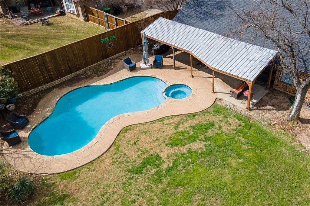 1301 North St Charles Avenue Pilot Point, TX 76258 - Photo 35 of 37