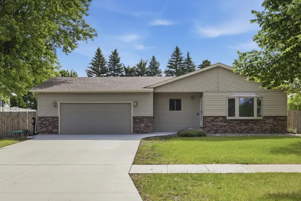 $325,000 | 3950 15th Street South, Fargo, ND 58104