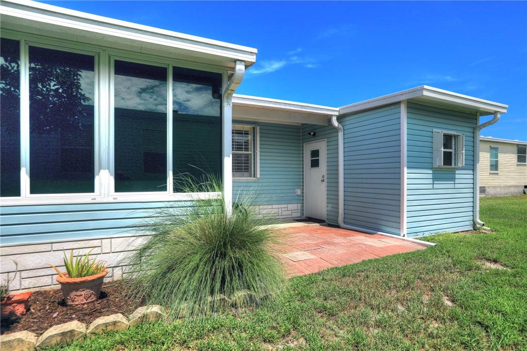 7575 Chasta Road Micco, FL 32976 - Photo 4 of 35 Gallery Image 4