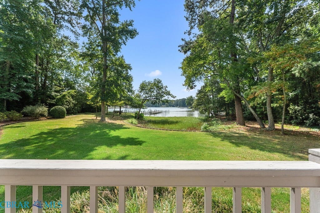 122 Way Point Lane Kilmarnock, VA 22482 - Photo 5 of 86 Gallery Image 5