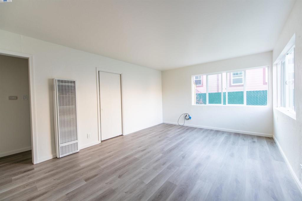 1815 Fairview Street Berkeley, CA 94703 - Photo 3 of 11