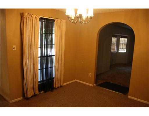 3305 Meadow Ridge Drive Corpus Christi, TX 78418 - Photo 3 of 9