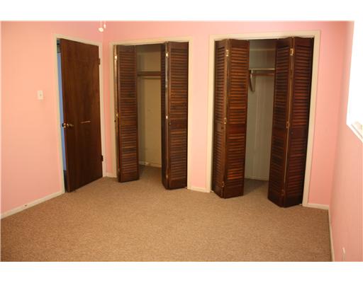 3305 Meadow Ridge Drive Corpus Christi, TX 78418 - Photo 4 of 9 a view of a room with windows