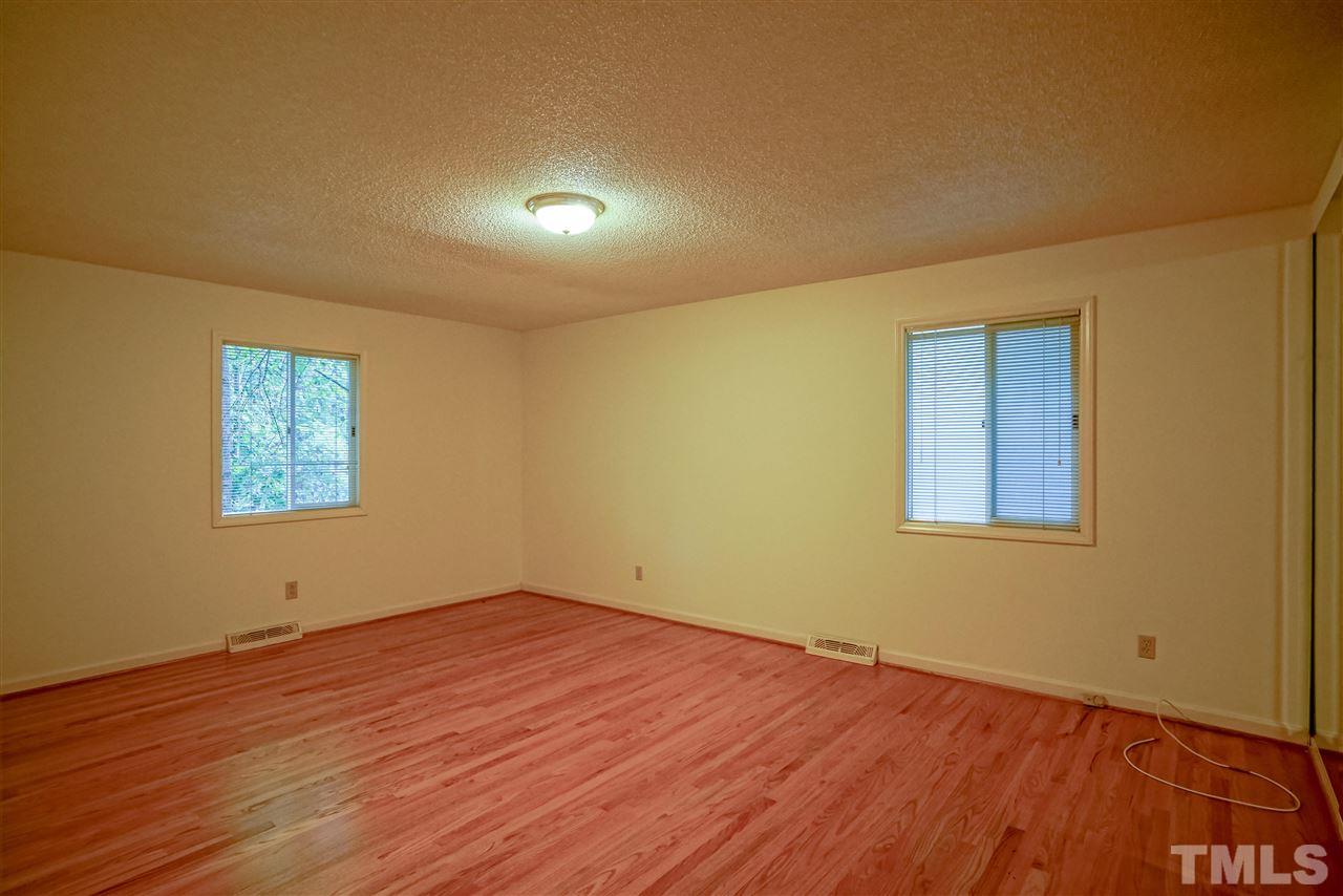 3604 Ranlo Drive Raleigh, NC 27612 - Photo 19 of 29