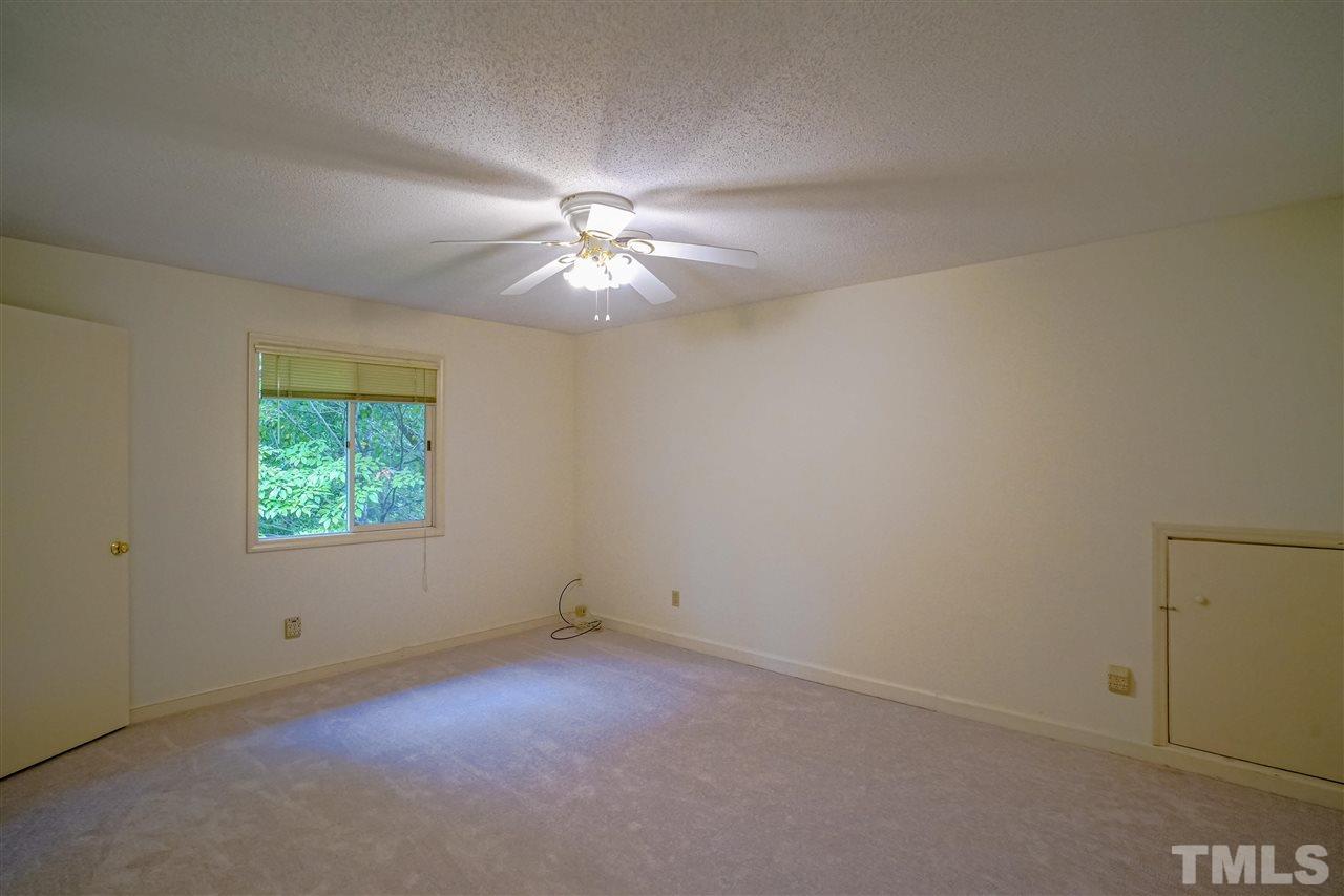 3604 Ranlo Drive Raleigh, NC 27612 - Photo 24 of 29