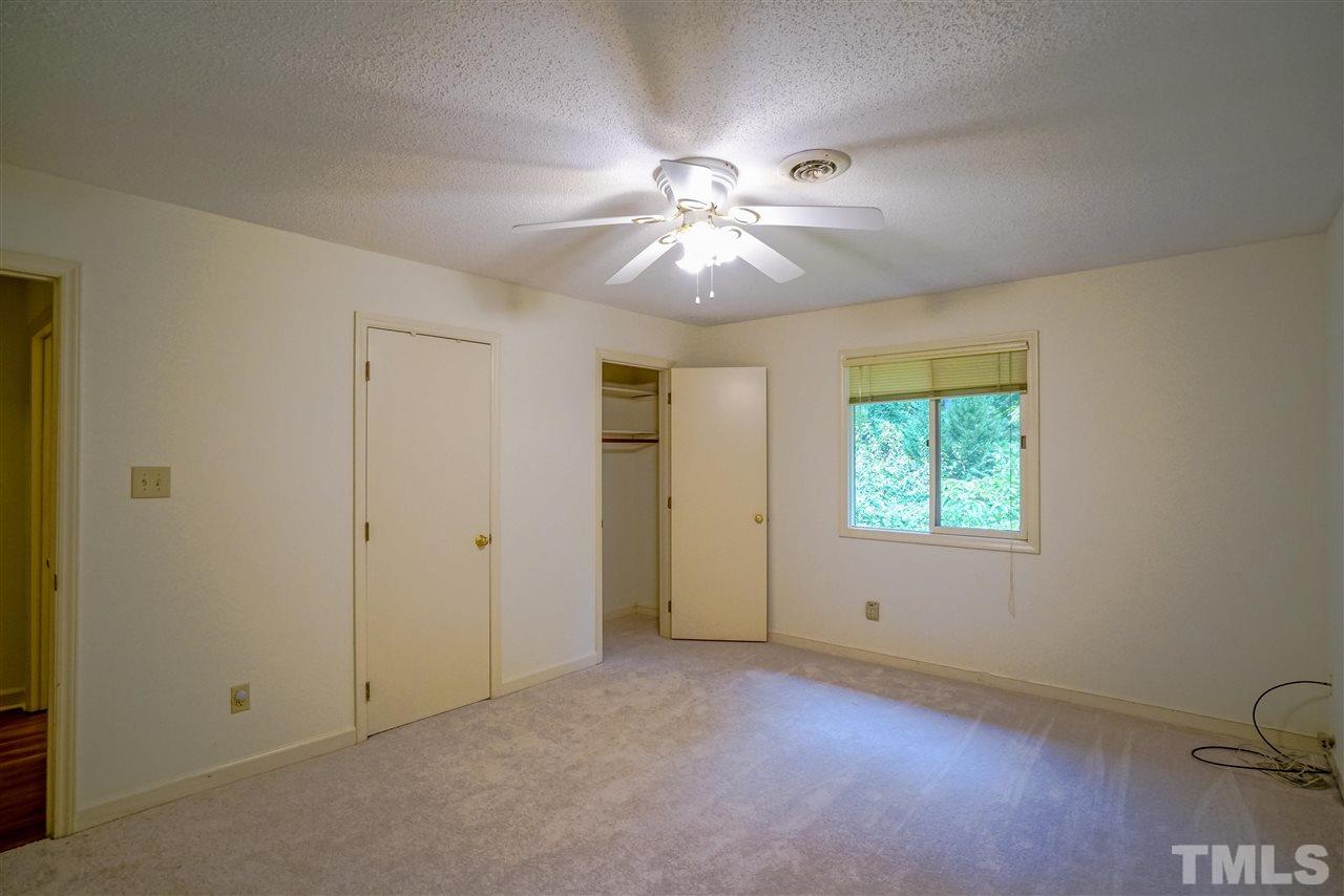 3604 Ranlo Drive Raleigh, NC 27612 - Photo 25 of 29