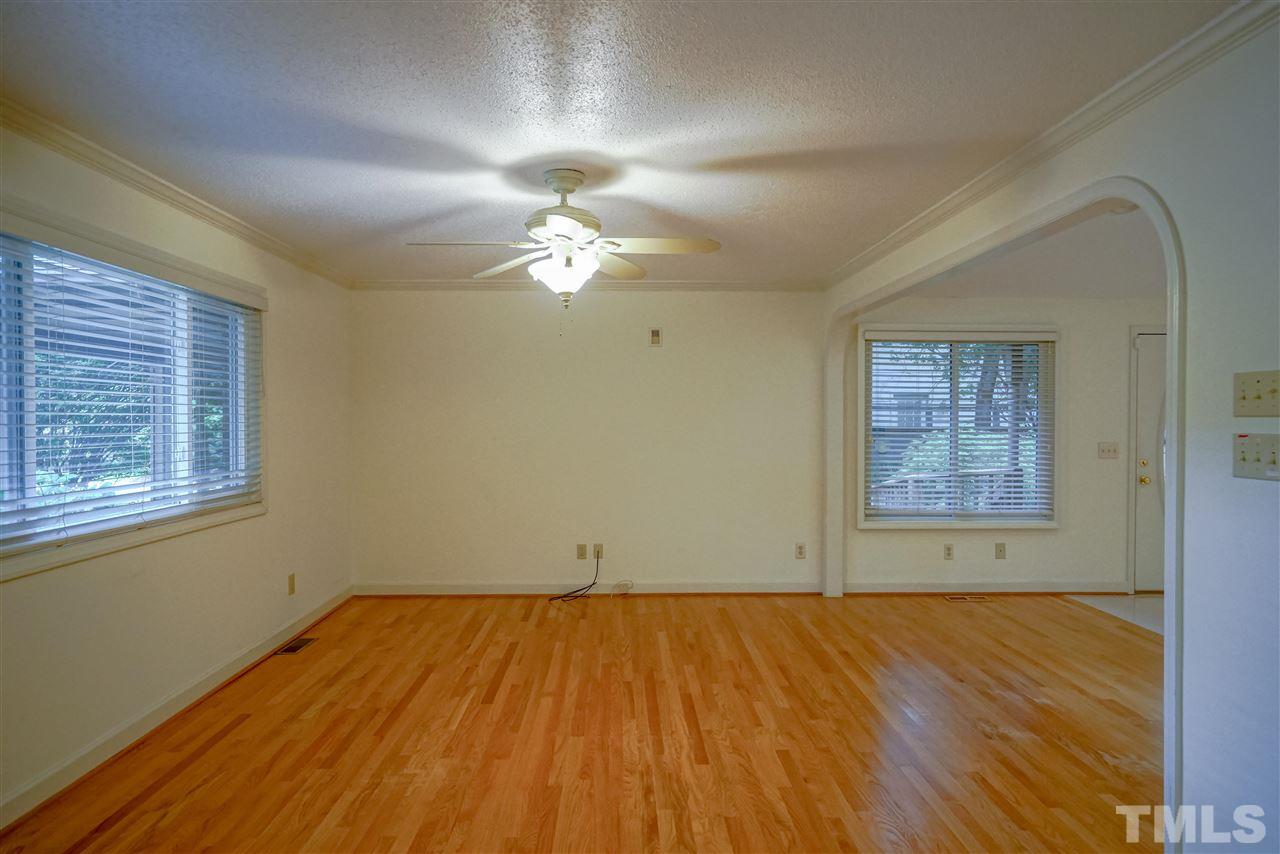 3604 Ranlo Drive Raleigh, NC 27612 - Photo 9 of 29