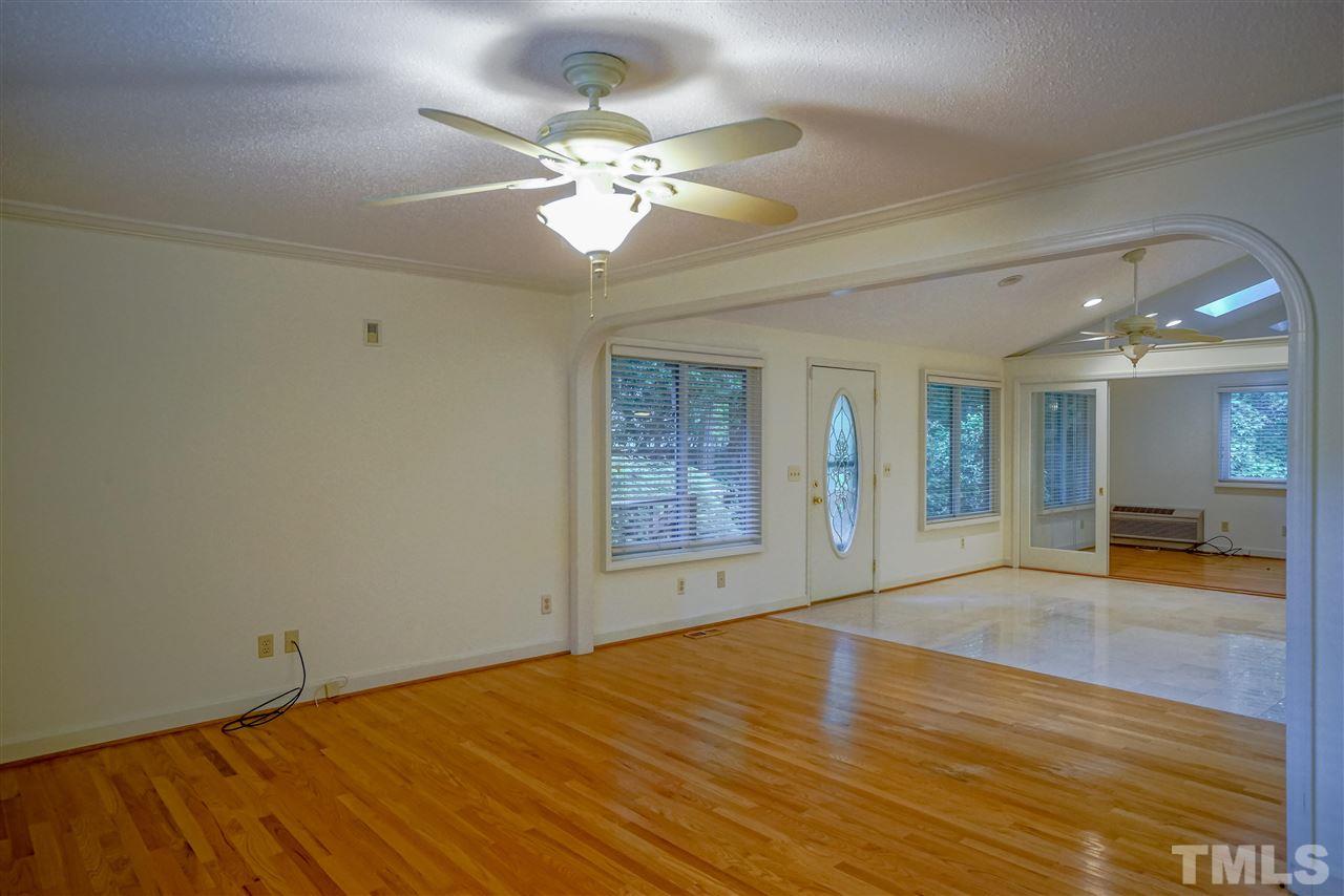 3604 Ranlo Drive Raleigh, NC 27612 - Photo 10 of 29