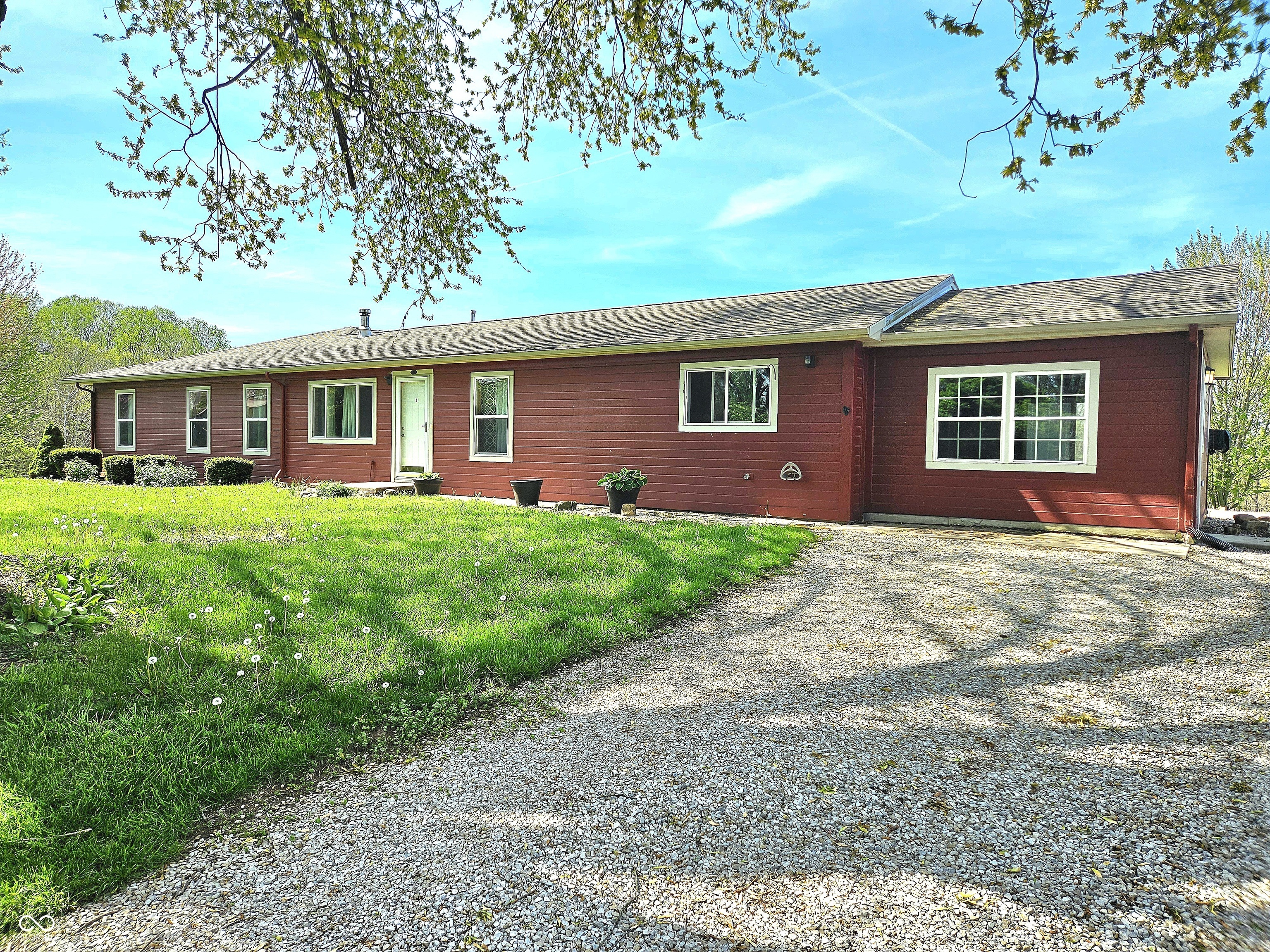1647 State Ferry Road Spencer, IN 47460 - Photo 1 of 44 Gallery Image 1