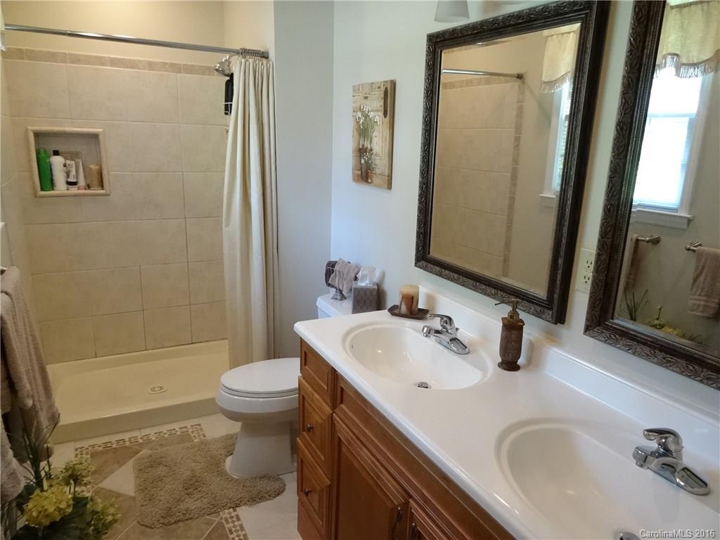 8516 Castlekeep Road Charlotte, NC 28226 - Photo 14 of 24 Gallery Image 14