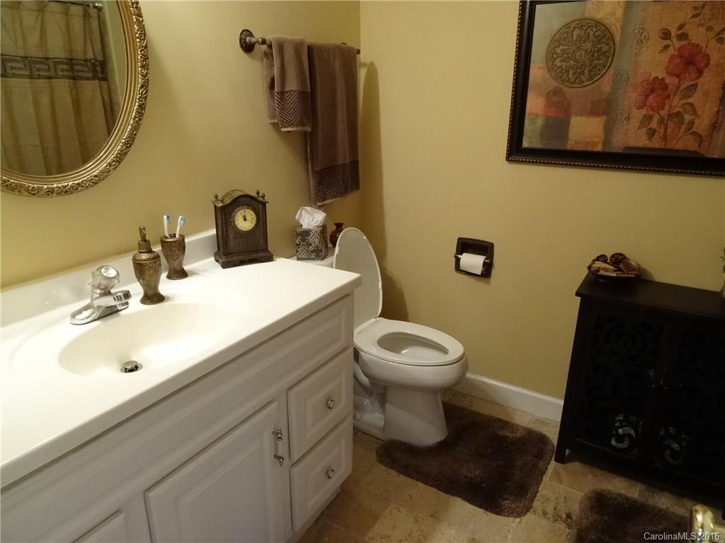 8516 Castlekeep Road Charlotte, NC 28226 - Photo 18 of 24 Gallery Image 18