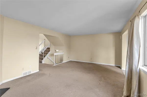 $249,900 | 1501 Forest Edge Drive, Amherst, NY 14051