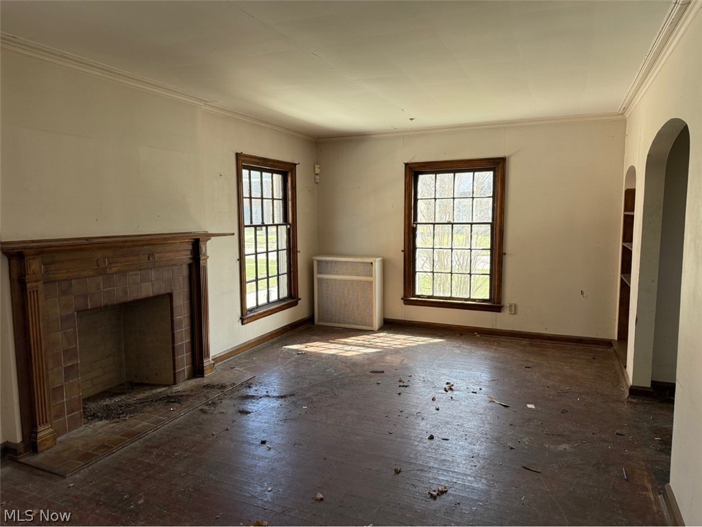 16173 Glynn Road East Cleveland, OH 44112 - Photo 4 of 37