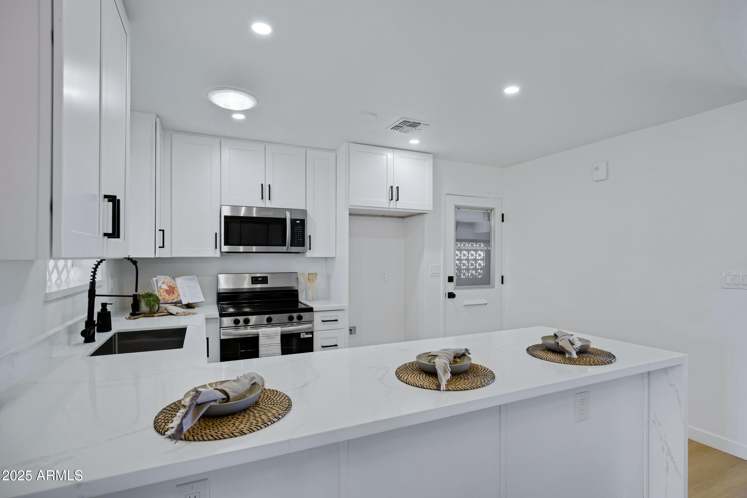 6343 East Decatur Street Mesa, AZ 85205 - Photo 8 of 29 6343 E Decatur St-9