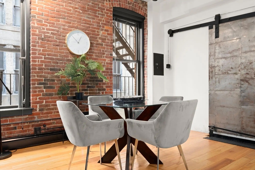 19 Stanhope Street, Unit 2C Boston, MA 02116 - Photo 9 of 27