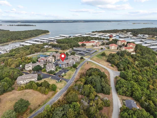 $239,900 | 2164 Tanglewood Boulevard, Unit A308, Pottsboro, TX 75076