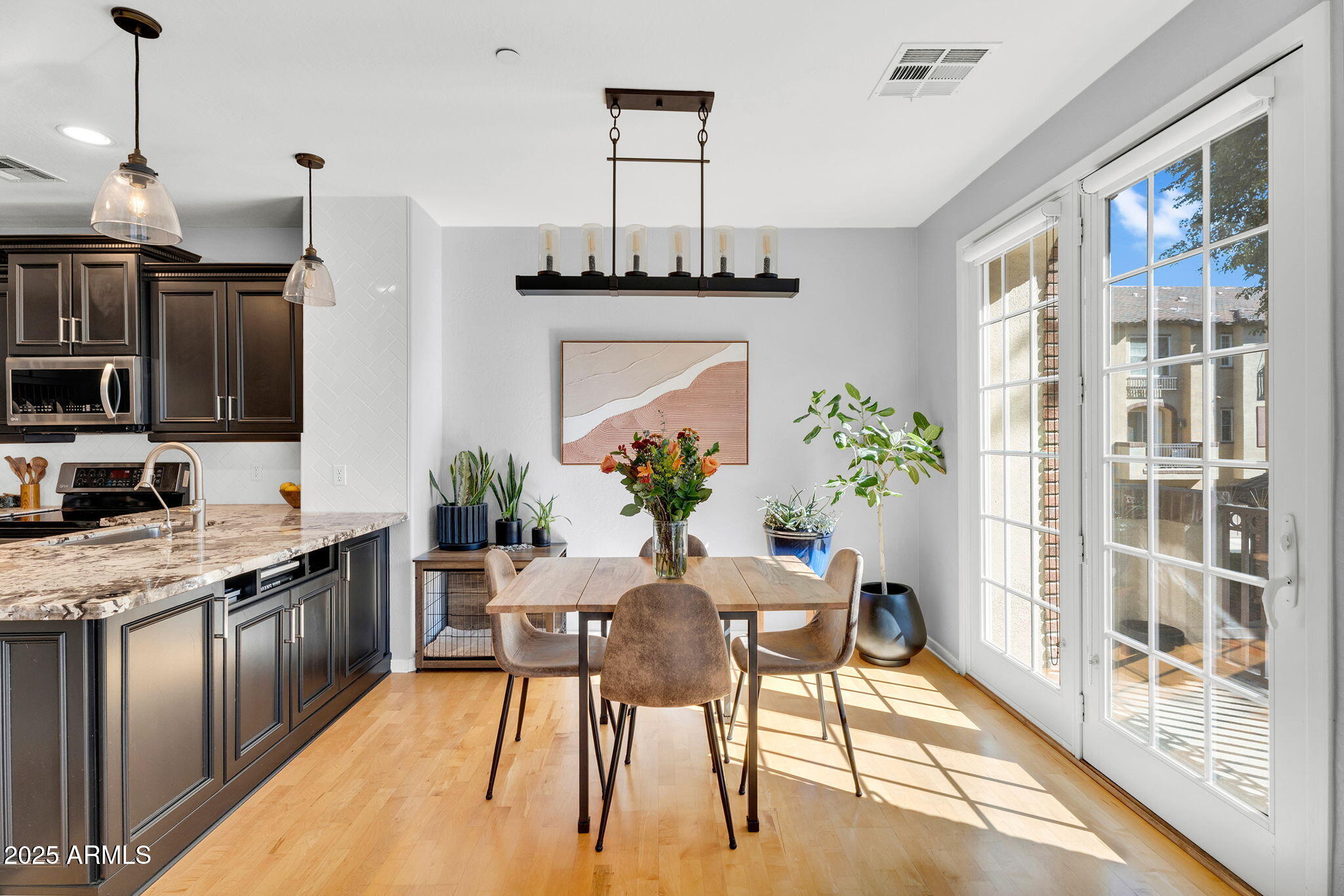 2446 East Roma Avenue Phoenix, AZ 85016 - Photo 15 of 37 Bright Dining with Patio Doors