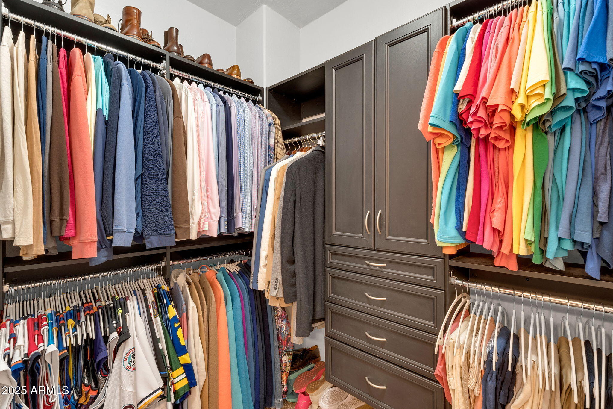 2446 East Roma Avenue Phoenix, AZ 85016 - Photo 26 of 37 Custom Walk-In Closet