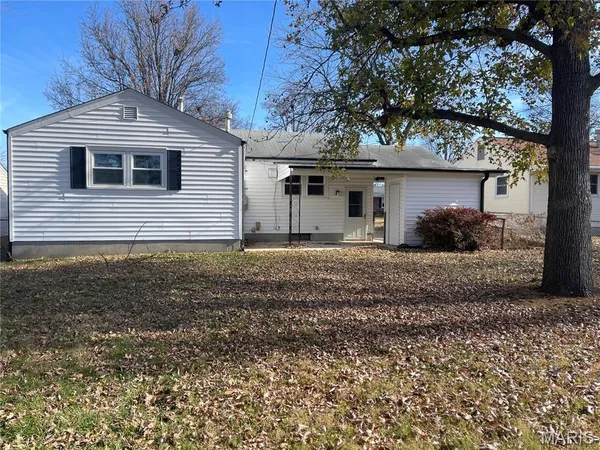 $1,575 | 805 St Patrice Lane, Florissant, MO 63031