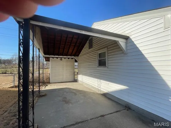 $1,575 | 805 St Patrice Lane, Florissant, MO 63031