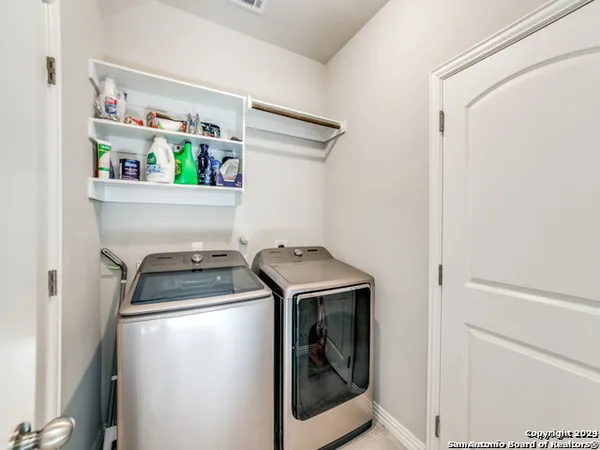 $2,625 | 5348 Saffron Rose, San Antonio, TX 78253