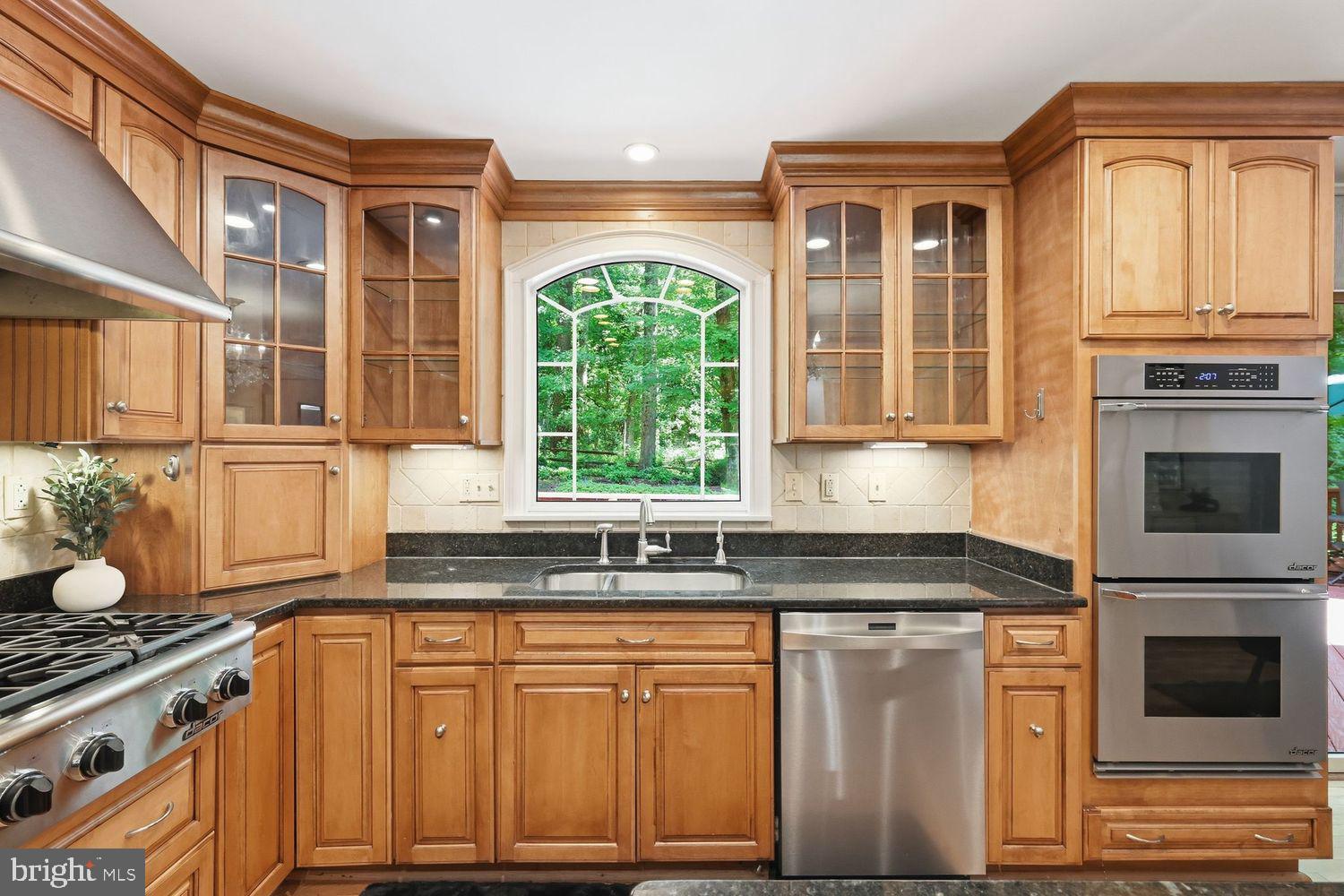 1332 Winding Waye Lane Silver Spring, MD 20902 - Photo 24 of 84