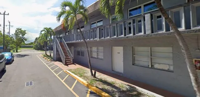 $1,800 | 4732 Southwest 33rd Avenue, Unit 102, Fort Lauderdale, FL 33312